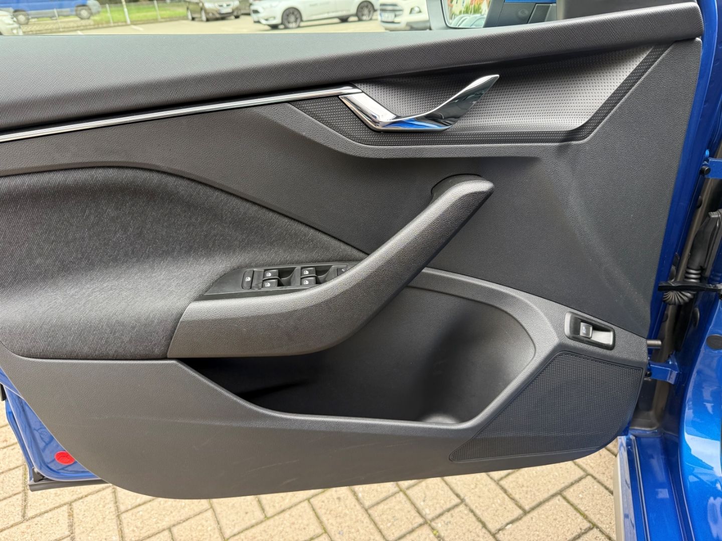 SKODA Kamiq 1.0 TSI EU6d-T Style  CarPlay LED RFK ALU - Image 11