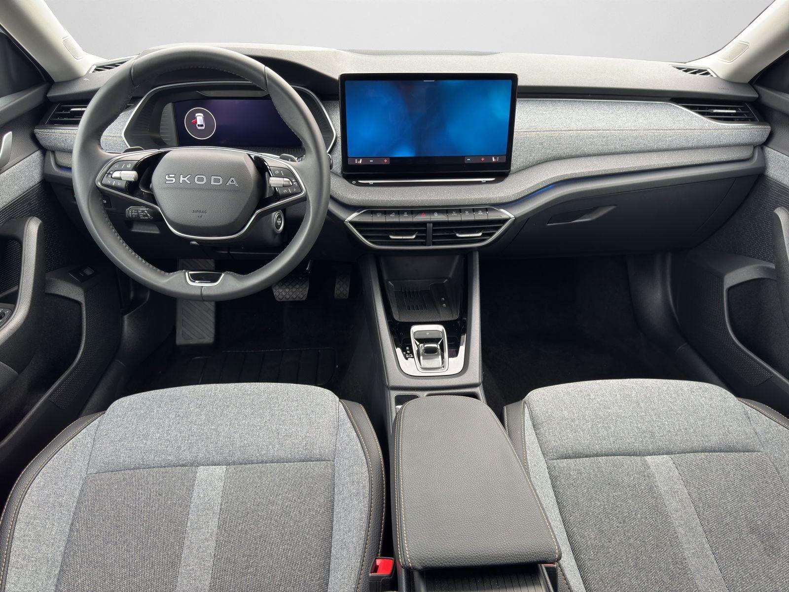 Skoda Octavia Combi Tour 2.0 TDI DSG Standheizung AHK