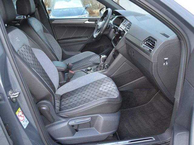 Tiguan 2.0 TDI 200 PS 4M DSG R-Line BLACK-STYLE/