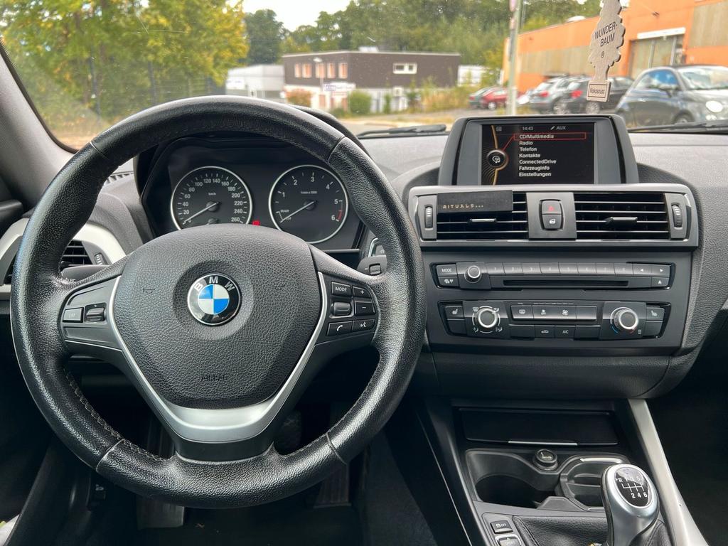 BMW 114