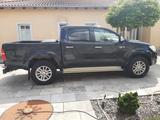Toyota Hilux - Toyota Hilux mit Diesel-Antrieb: Allradantrieb, Geländewagen