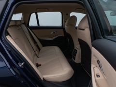 Foto Nummer 27: BMW 330i