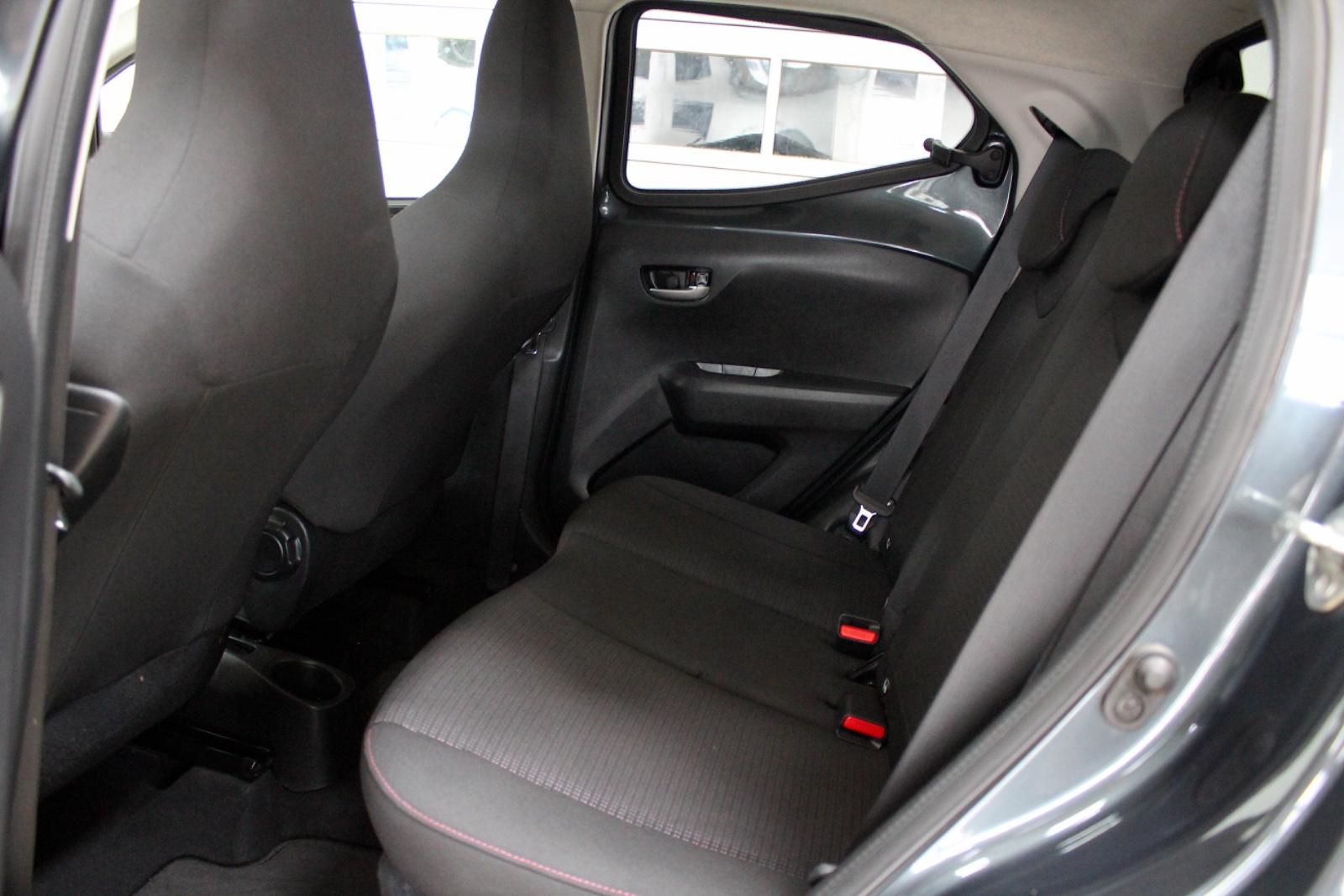 Toyota Aygo (X) 1,0 Autom. FALTDACH *1.HAND*NAVI*KAMERA
