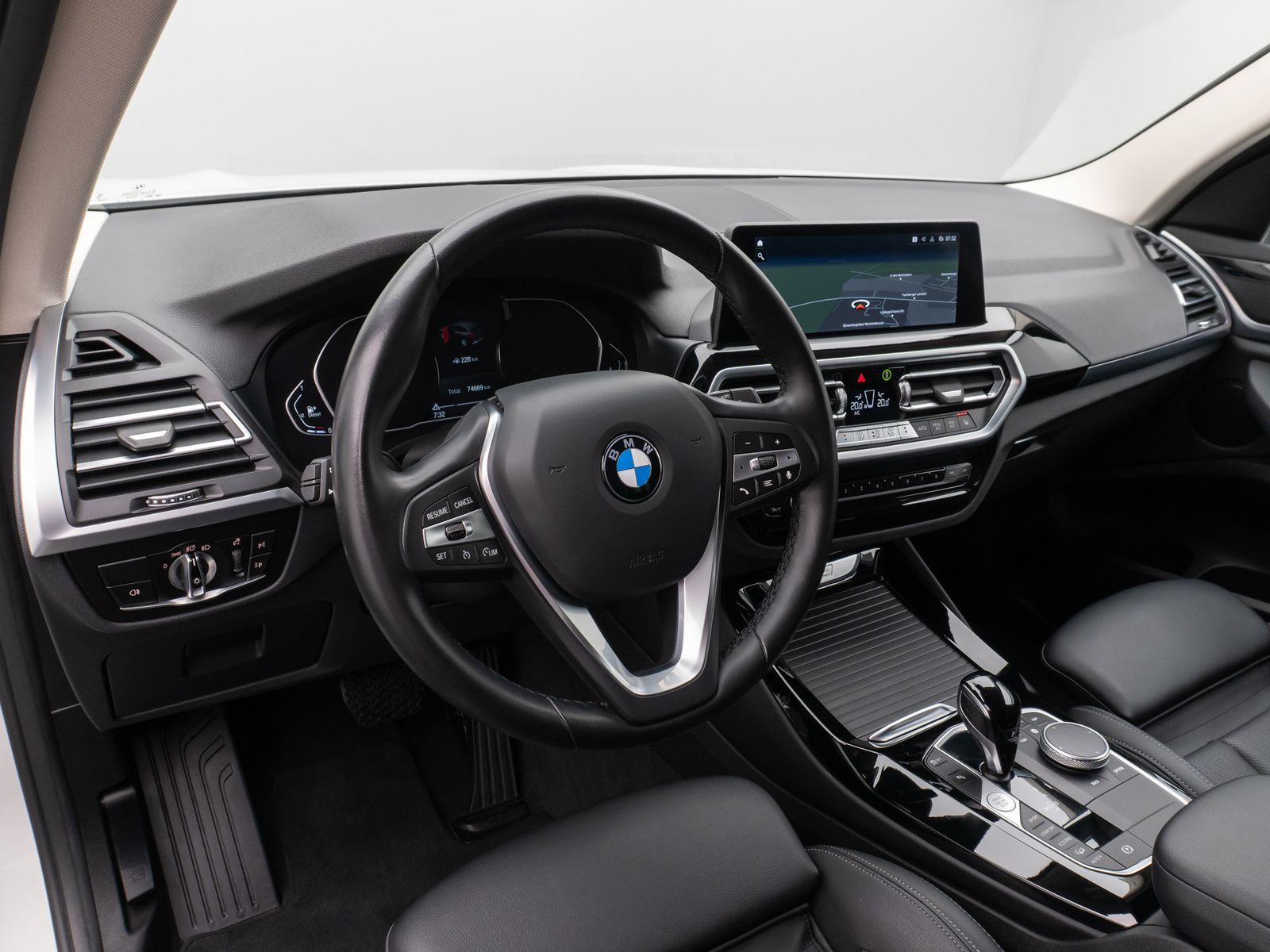 Fahrzeugabbildung BMW X3 xD20d Kamera DAB CockPit+DrivAssis LED Sport