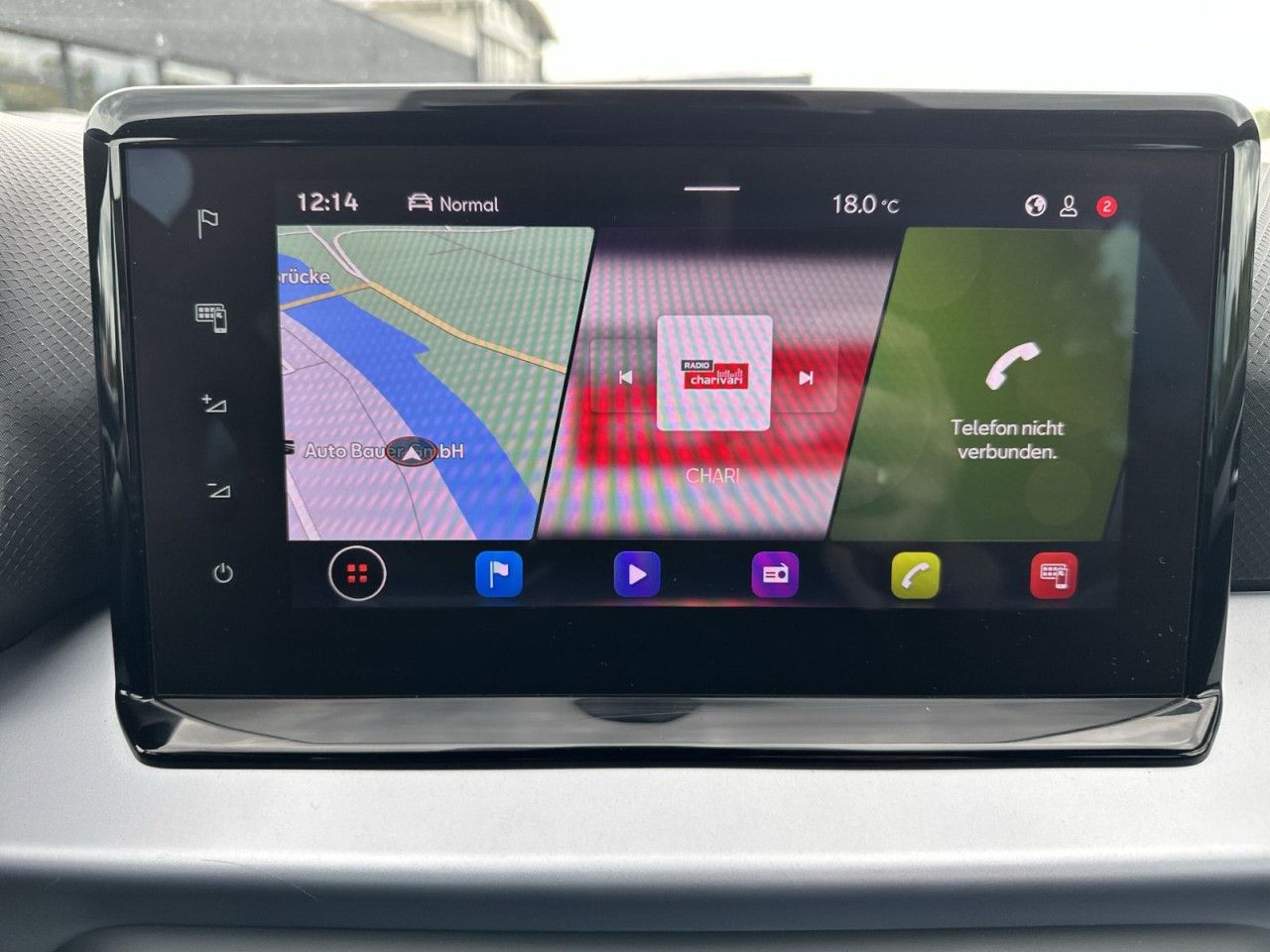 Fahrzeugabbildung SEAT Arona FR 1.0 TSI 110PS-Virtual-LED-AHK* - mit KI generiert/bearbeitet