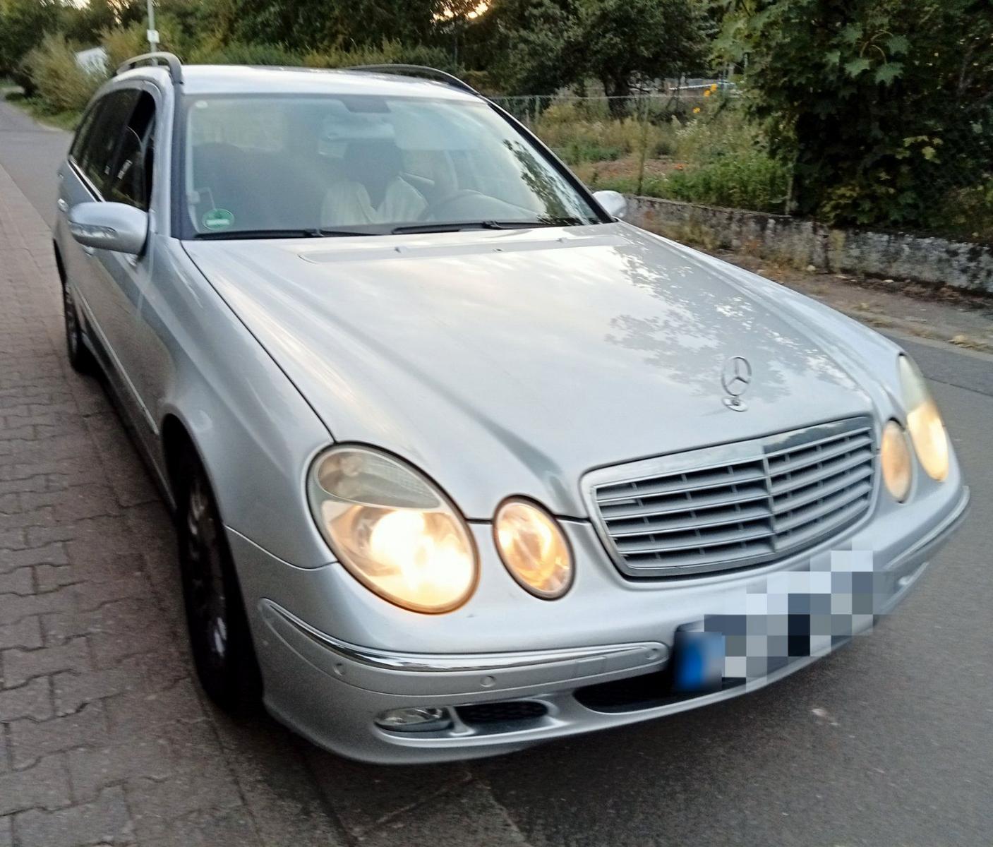 Mercedes-Benz E 220