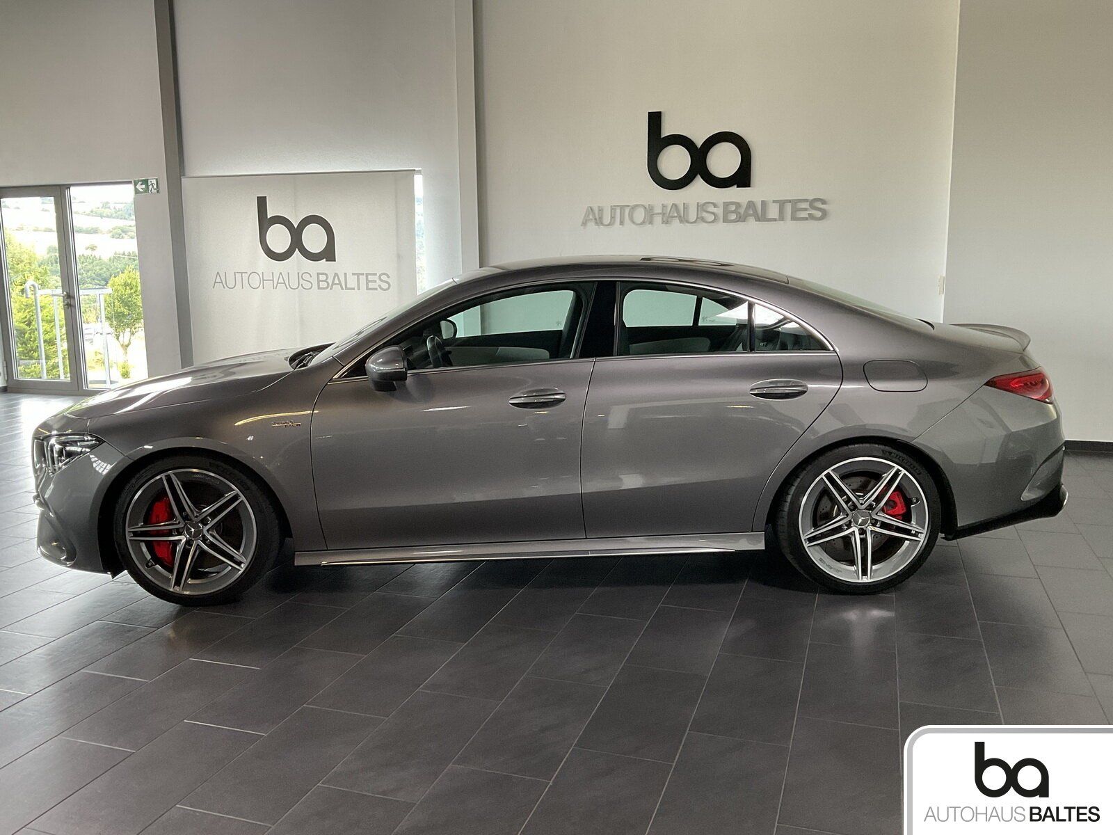 Mercedes-Benz CLA 45 AMG S 4Matic Driver Kam Apple HighP Burme foto 3