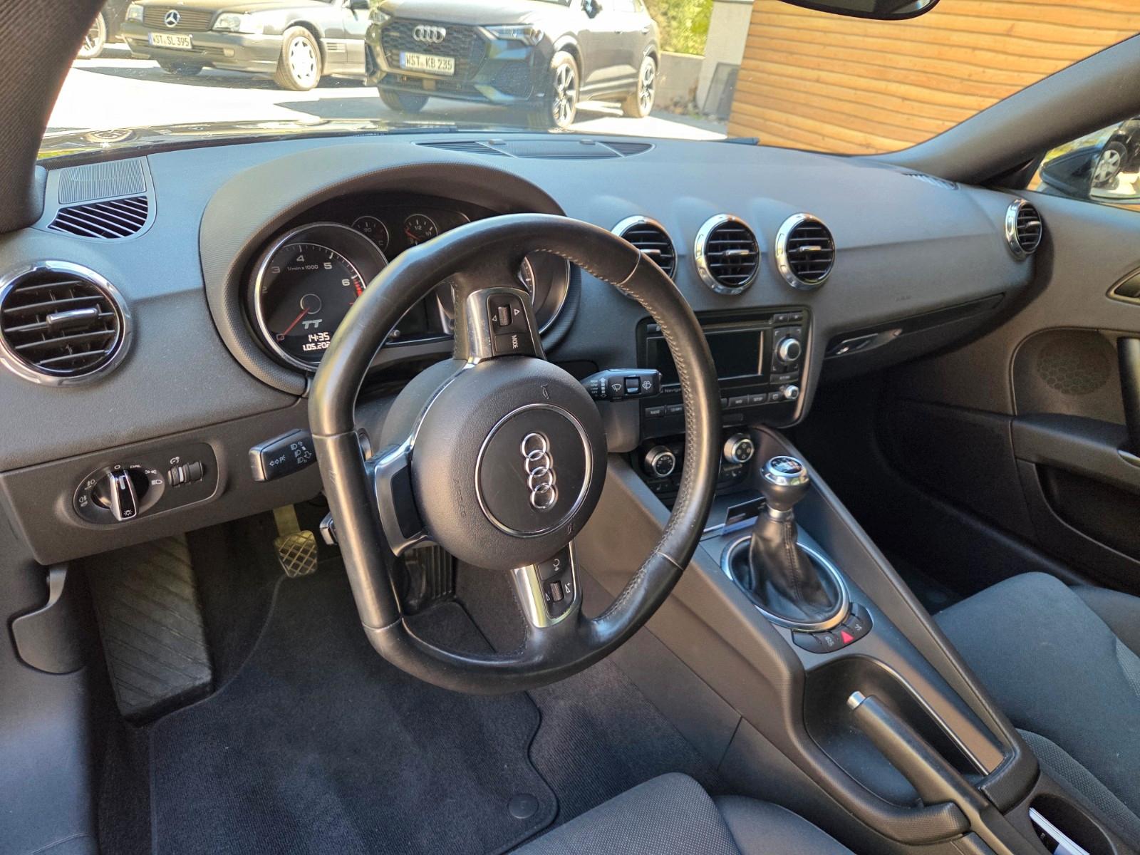 Audi TT Coupe 1.8 TFSI - 19" RS Felgen 