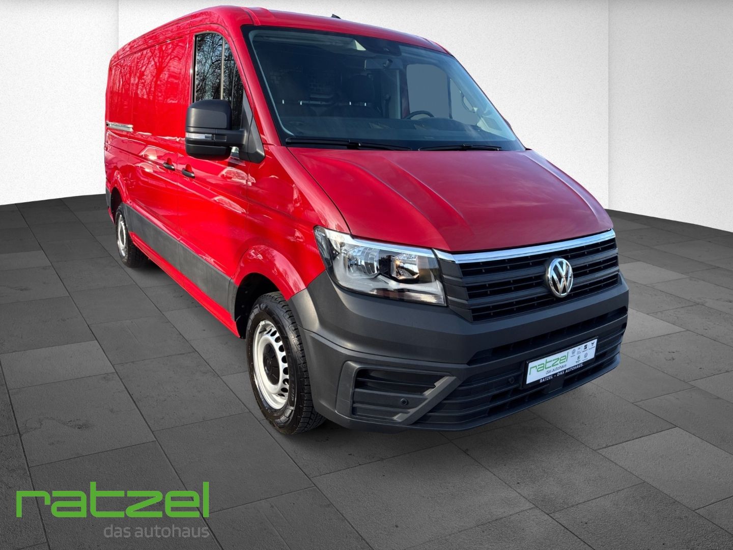Fahrzeugabbildung Volkswagen Crafter Kasten 35 MR 2-Schiebetüren AHK Navi Rüc