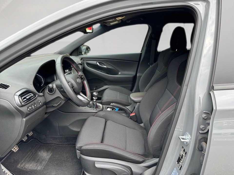 Fahrzeugabbildung Hyundai i30 Kombi 1.5T 160PS 48V N LINE