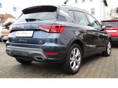 Fahrzeugabbildung Seat Arona FR*Kamera*Alcantara*Ambient*ACC*Kessy*DAB*