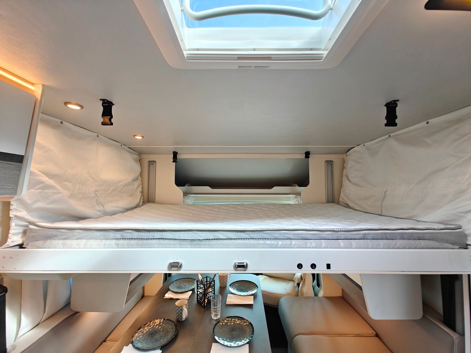 Fahrzeugabbildung XGO Dynamic 66P Hubbett 2025 LAGERWAGEN SPRING SALE