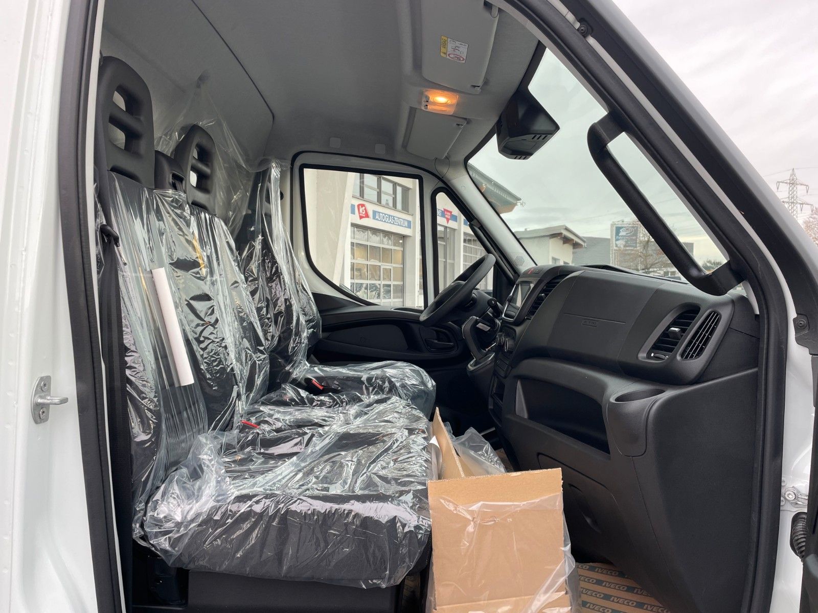 Fahrzeugabbildung Iveco Daily 35C14 A8 *R3.450mm*Automatik* 7x vorhanden