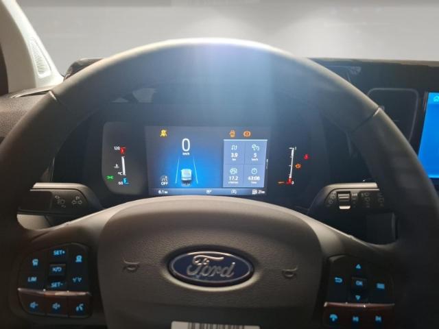 Ford Transit Courier Trend 1,5 l EcoBlue Kamera+Navi+