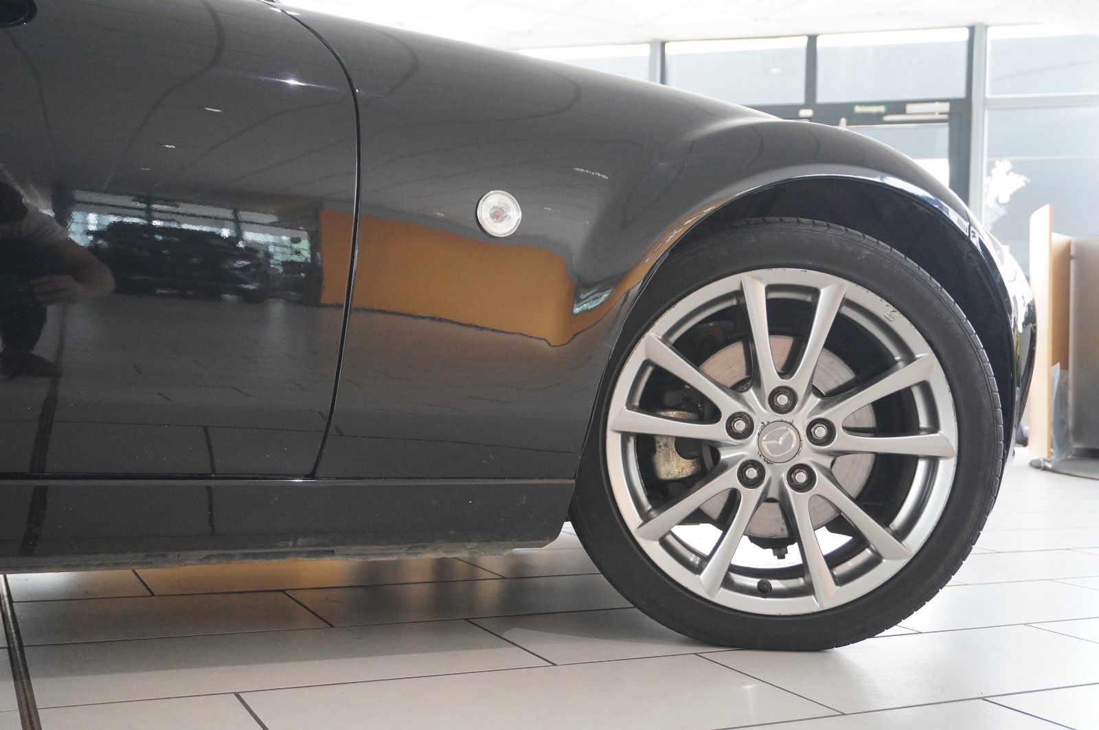 Fahrzeugabbildung Mazda MX-5 1.8 NISEKO ROADSTER SPORT/SHZ/NEBEL/MULTI.