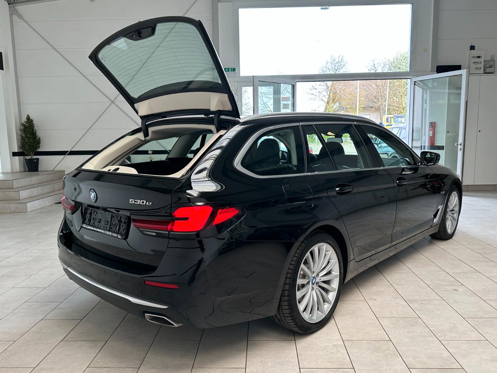 BMW 530e Touring Aut Luxury Line Navi*Leder*LED*1.Hd