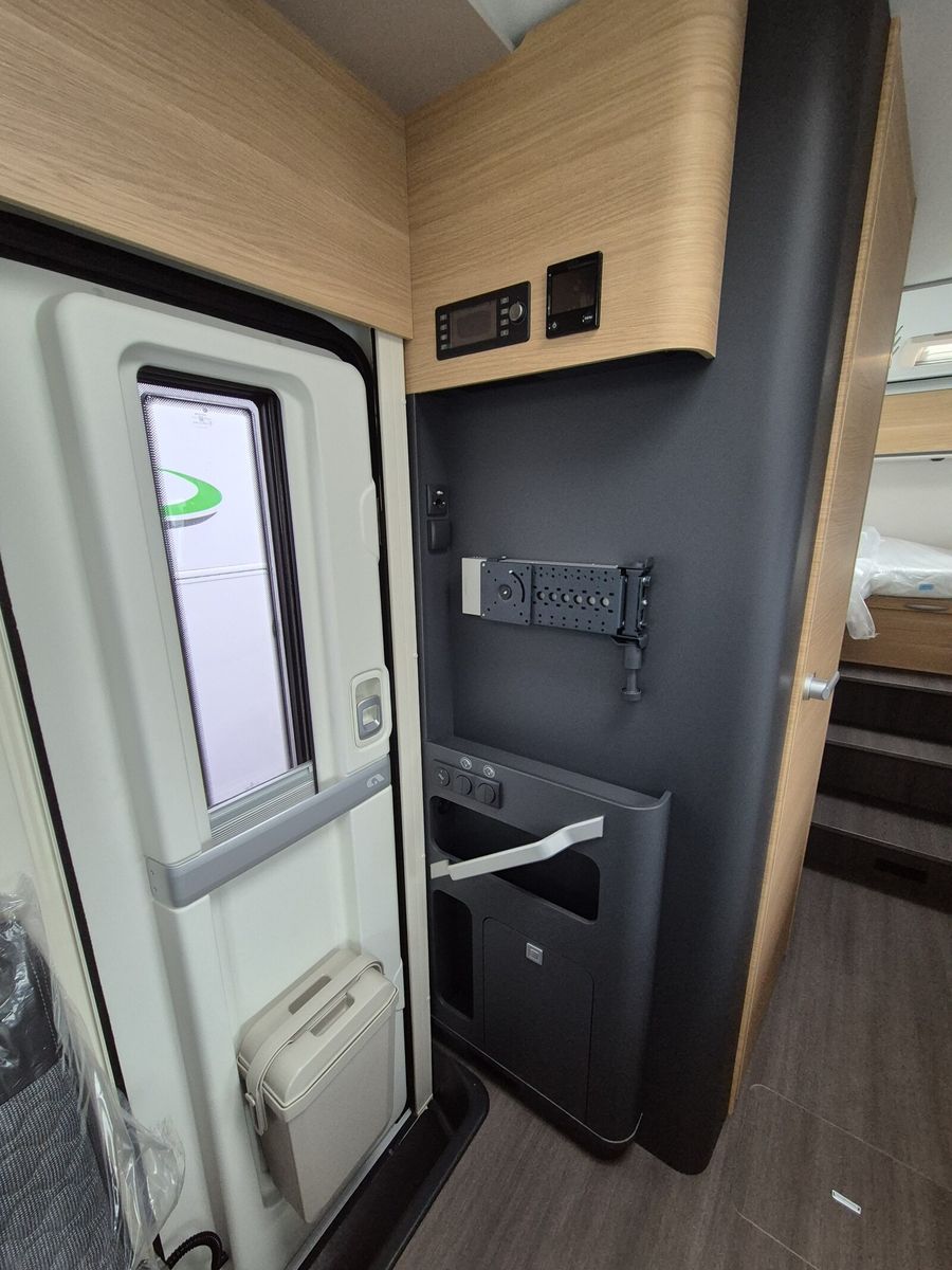 Fahrzeugabbildung Adria Coral XL ALL-IN 660 SL ALDE,Markise,Solar,LED