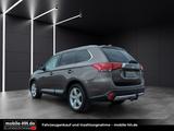Mitsubishi Outlander Top 4WD*SD*LEDER*XENON*AHK*7SITZER* - Mitsubishi: 7sitzer