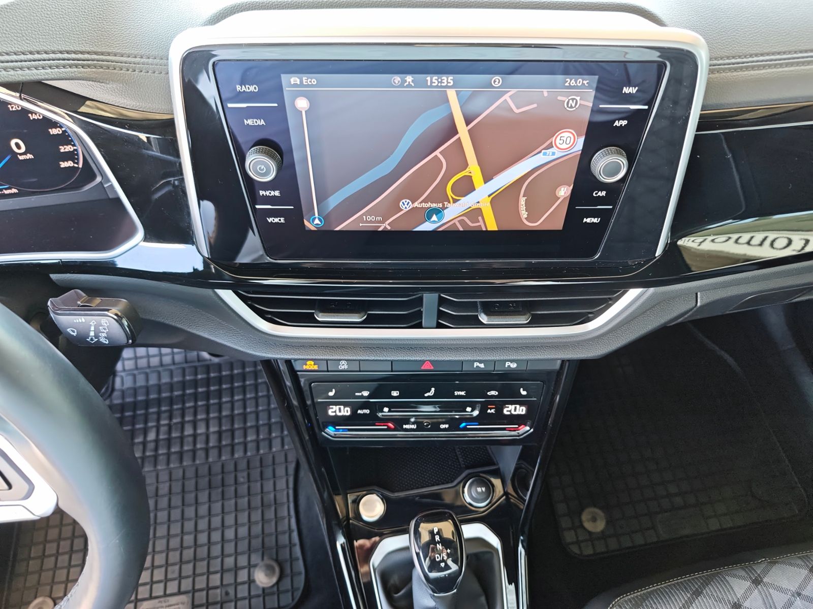 Volkswagen T-Roc - Bild 17