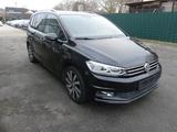 Volkswagen Touran Highline BMT/Start-Stopp 7-Sitzer-PANO - gebrauchte Vans in Osnabrück