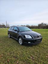Toyota Avensis T25 / 2 Hand / TÜV Neu / AHK - Toyota Avensis: Kombi, T25