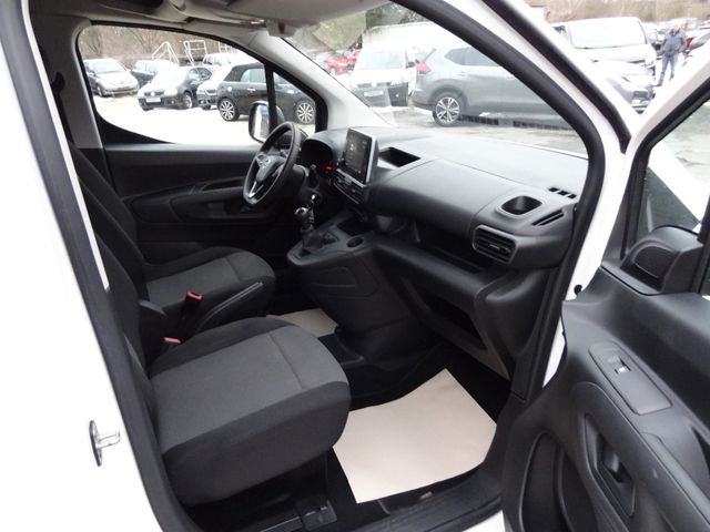 Fahrzeugabbildung Opel Combo E Cargo Selection/35TKM/1.Hd/