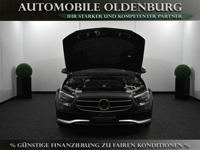 Mercedes-Benz E 300 de T Avantgarde *Distro+*Pano*AHK*Leder*