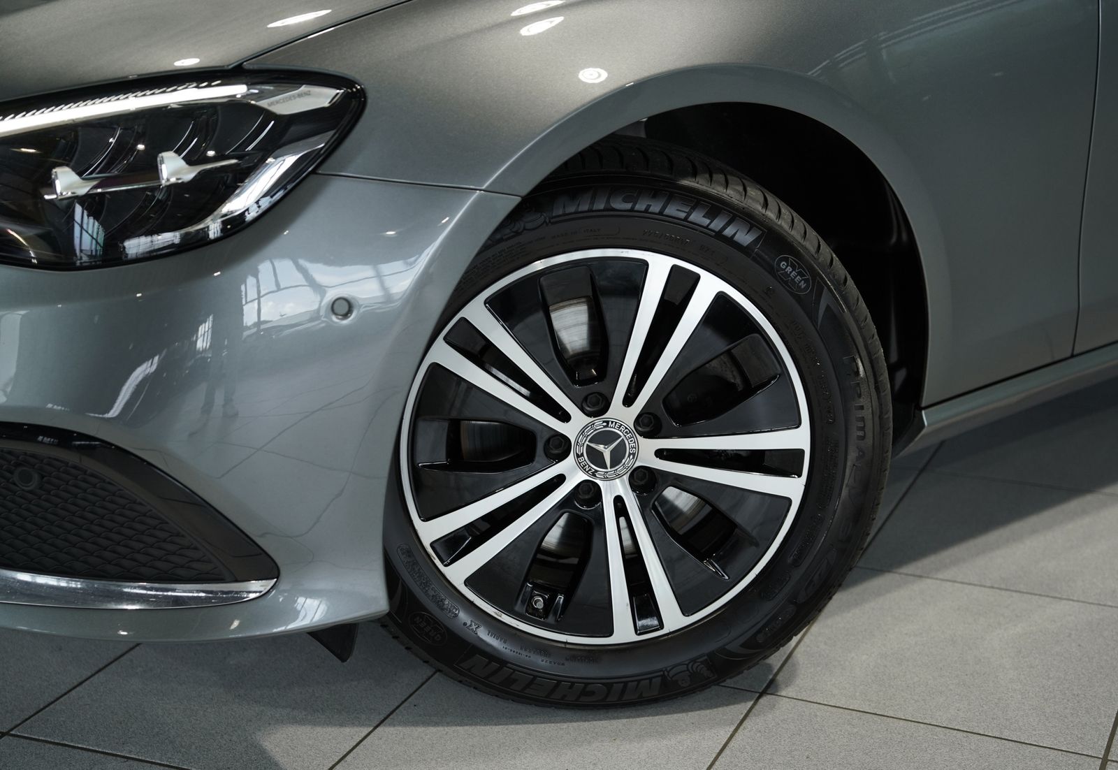 Mercedes Benz E 220