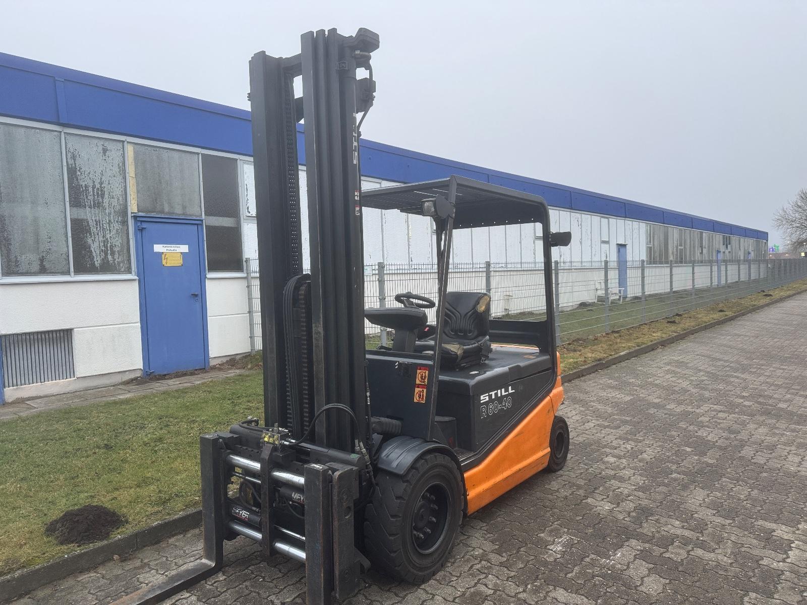 Still R60-40 Hubhöhe 6780mm Zinkenverstellgerät 4000Kg