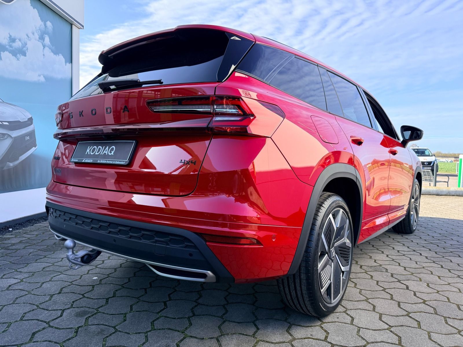 Fahrzeugabbildung SKODA Kodiaq Sportline 4x4*360°CAM*AHK*StHz*Head-Up