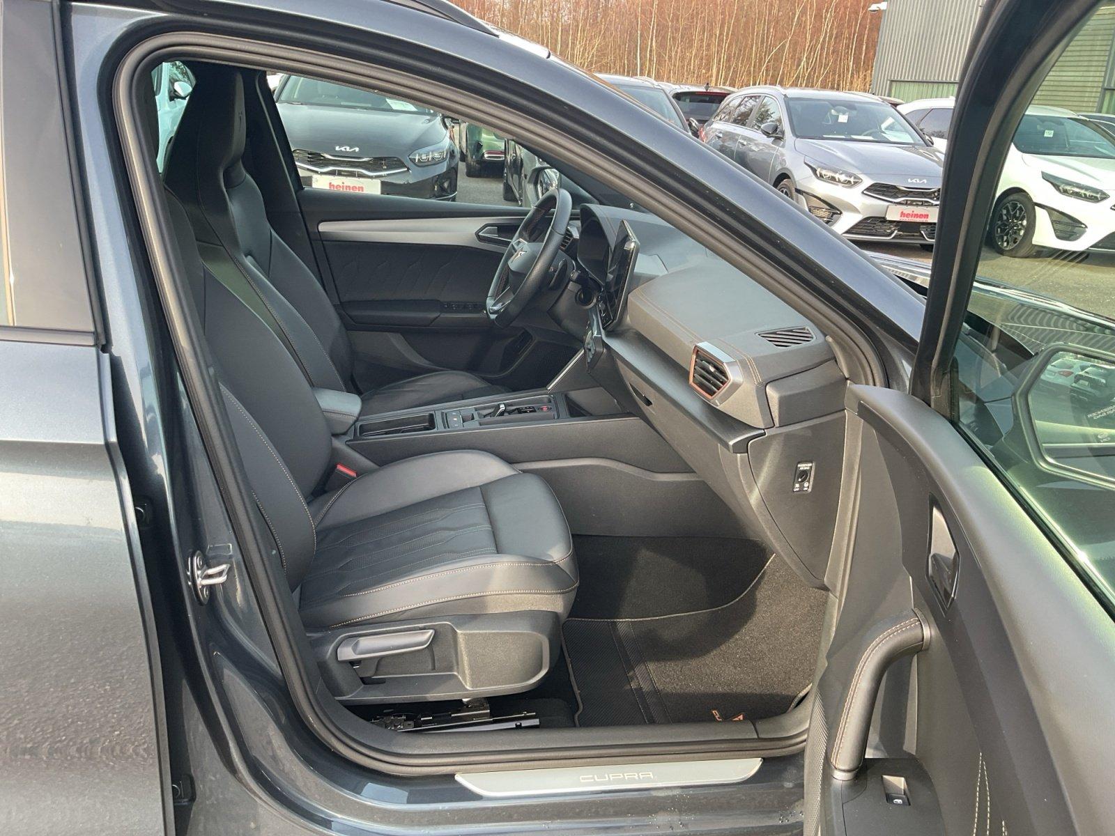 Cupra Leon SP VZ 2.0 TSI ACC LED NAVI PANO SHZ