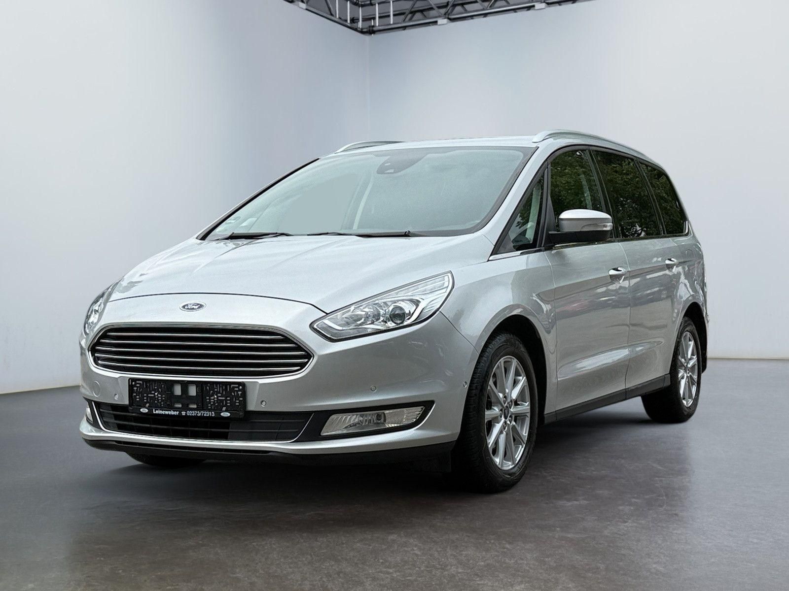 Ford Galaxy Titanium * PDC*Kamera*Automatik*7-Sitzer imagem 2
