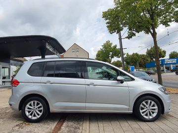 Volkswagen Touran - 9