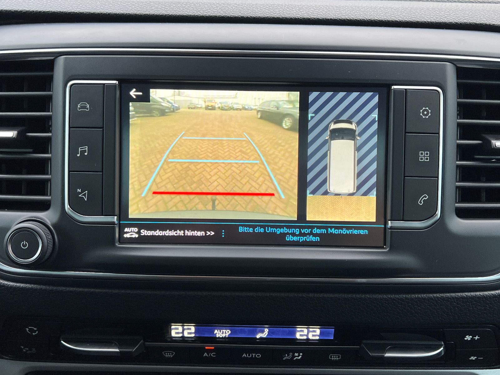 Fahrzeugabbildung Peugeot Traveller Business VIP L2 7-SITZER ABSOLUT VOLL