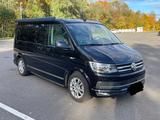 Volkswagen T6 California Ocean, 3.5t, Luftfahrwerk, Allrad - schwarze Volkswagen T6 California