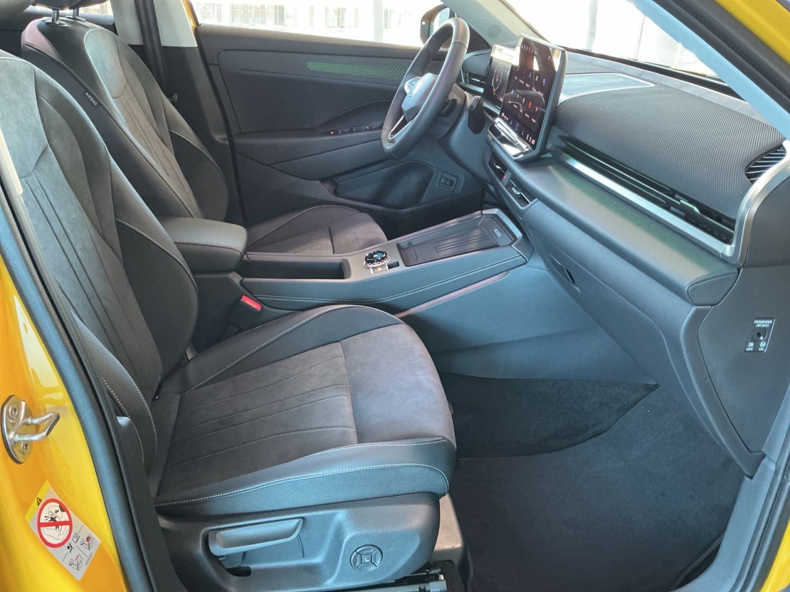 Volkswagen T-Roc - Bild 15