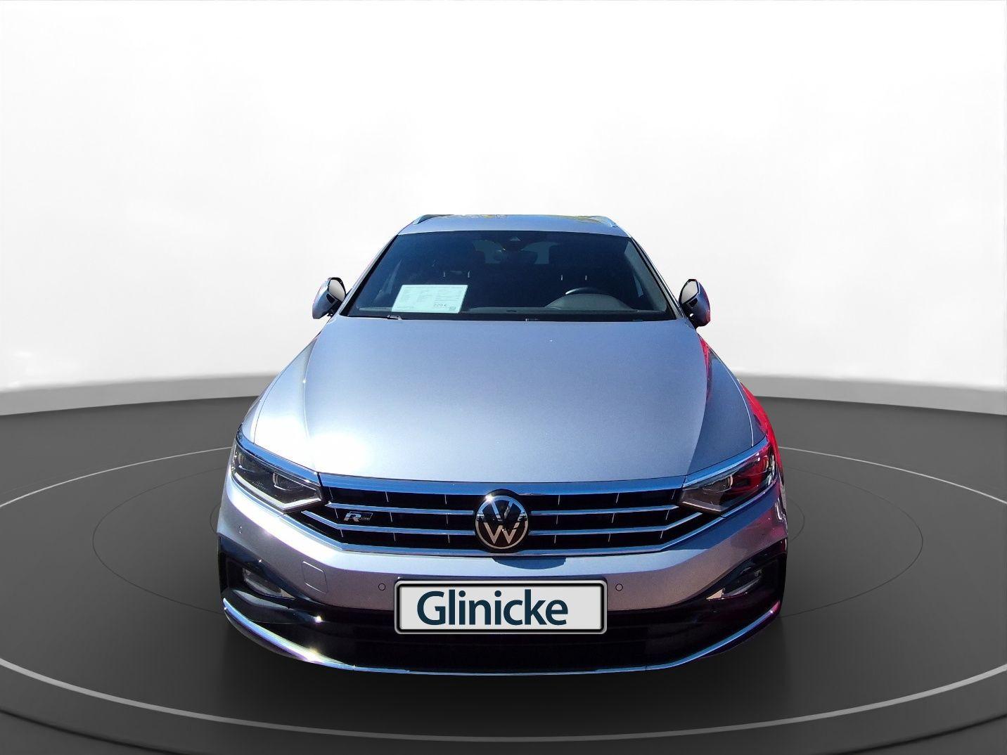 Volkswagen Passat Variant 2.0 TDI DSG R-Line StandHz. Leder