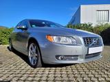 Volvo S80 2.5T Momentum +SHZ+KLIMA+NAVI+LEDER+KEYLESS - Volvo S80: Momentum