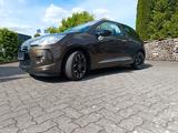 Citroën DS3 THP 155 SportChic Cabriolet  - Citroën: C15 D