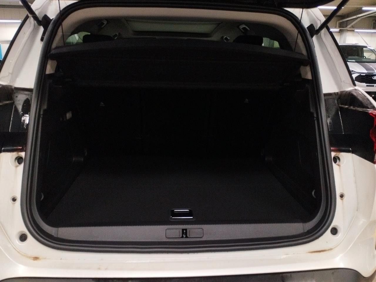 Fahrzeugabbildung Citroën C5 Aircross Plug In Hybrid 225 e-EAT8 Shine Pack