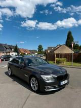 BMW verkaufen bmw 740 2013  motor 4.0 liter 30... - BMW 740 in Oberhausen