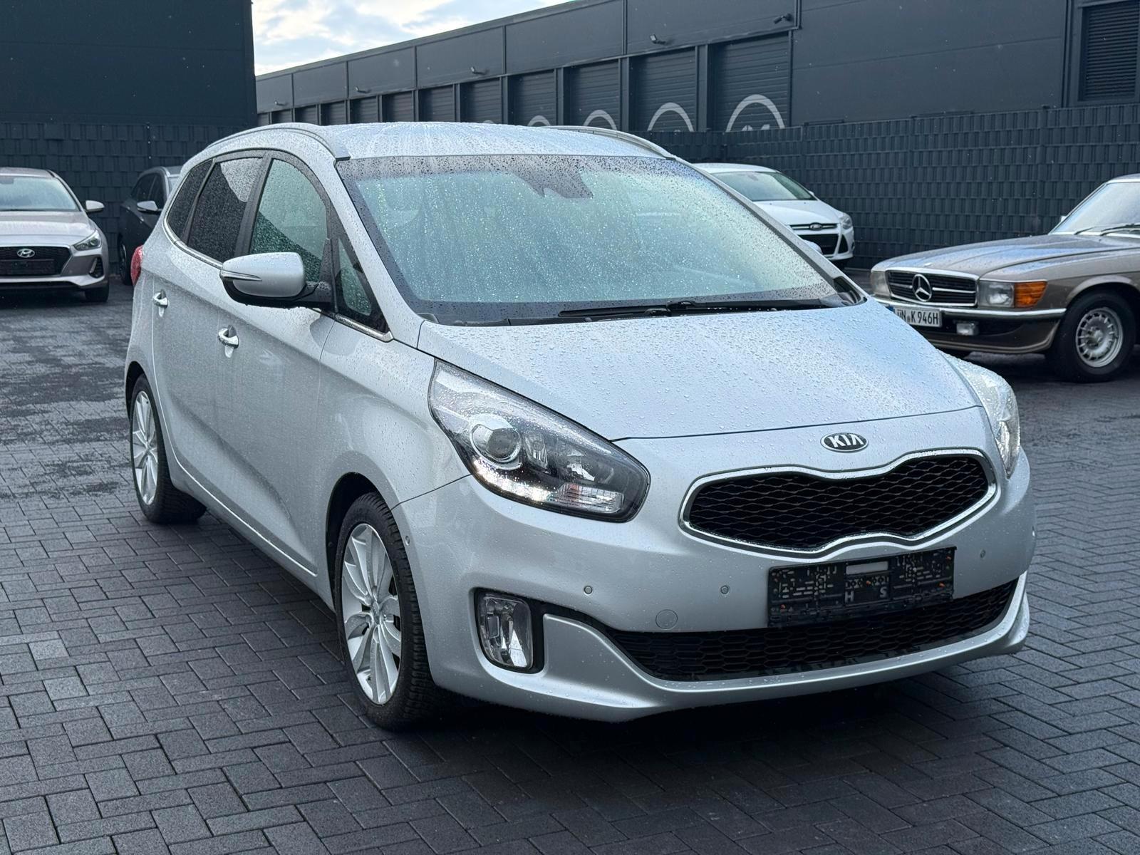 Kia Carens Vision/1.Hand/R-Cam/4xSHZ/Navi/LHZ
