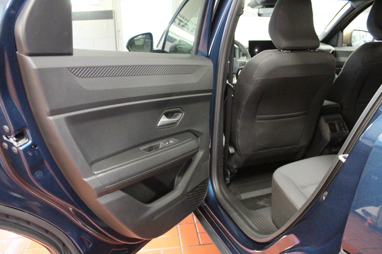 Fahrzeugabbildung Dacia Bigster mild hybrid-G 140 Extreme *Winter-Paket*