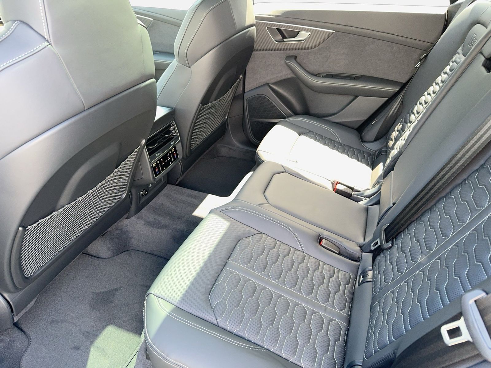Audi RSQ8 - Bild 11