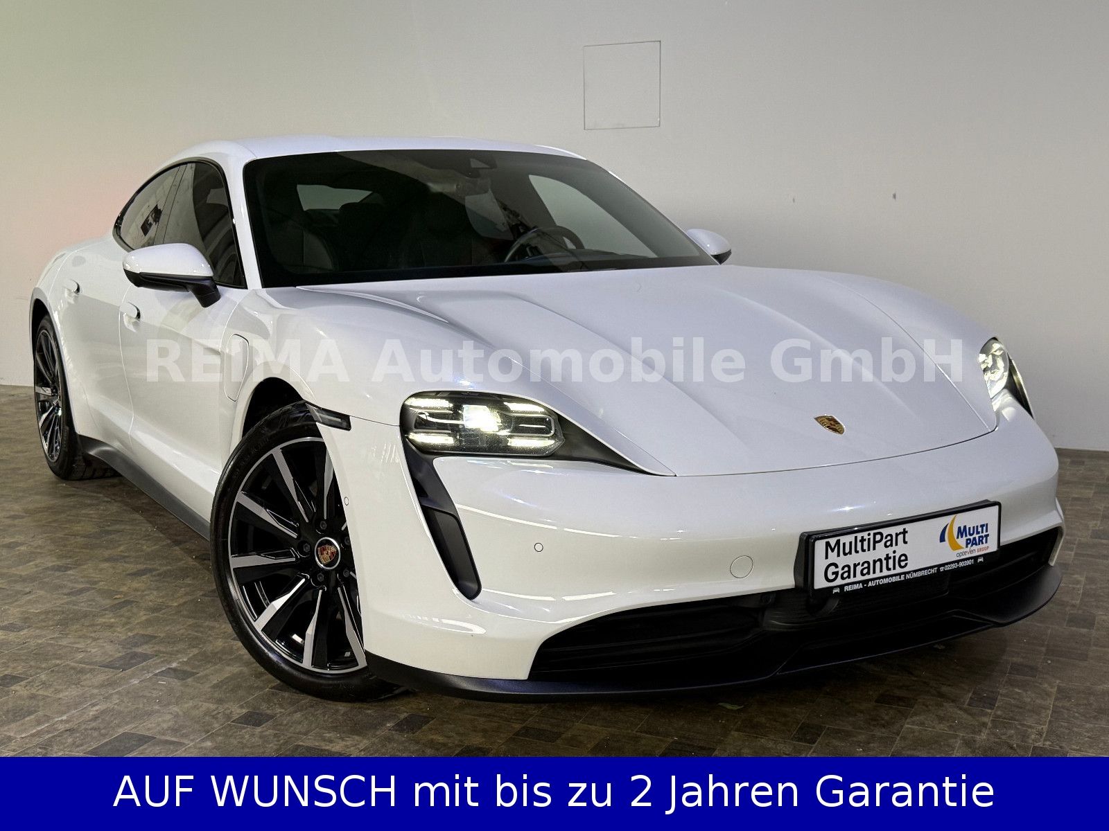 Fahrzeugabbildung Porsche Taycan 4 S inklusive Batteriezertifikat, Bose