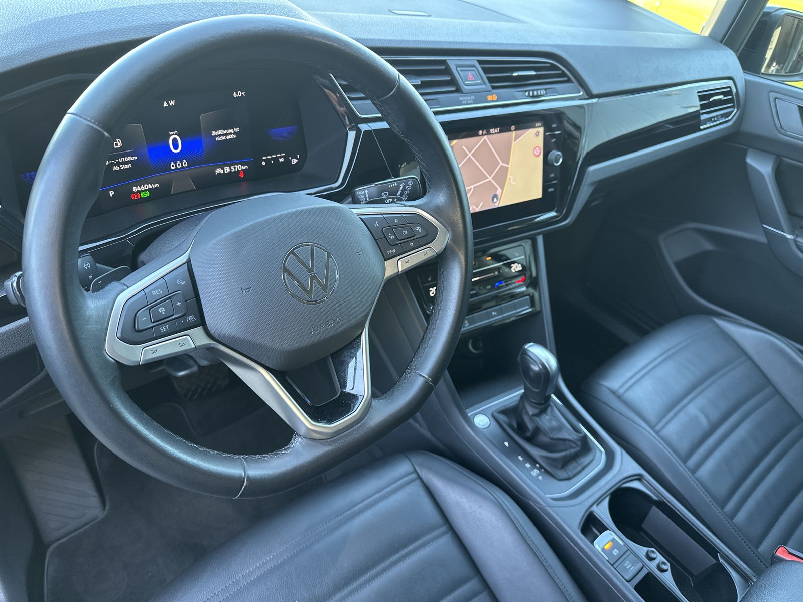 Fahrzeugabbildung Volkswagen Touran 2.0 TDI DSG CL NAV+LED+V-COCKPIT+AHK+PP