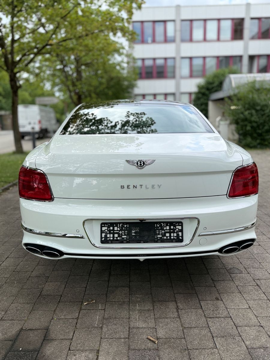 Bentley Flying Spur V8 Naim VOLL EXCLUSIV INDIVIDUAL foto 7