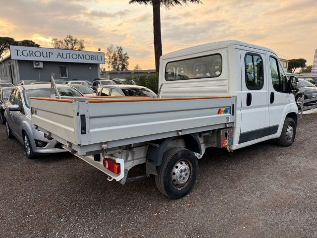 Peugeot Boxer 335 2.0 BlueHDi 130CV PM-DC Cabina