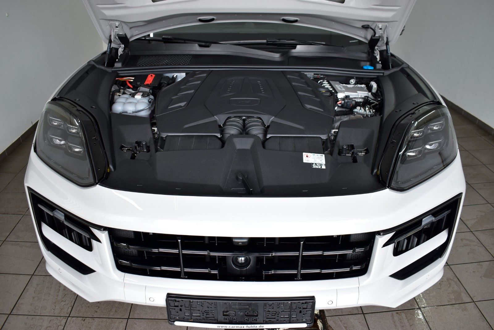 Fahrzeugabbildung Porsche Cayenne Coupe S V8 Matrix,SportPaket-Carbon,Luft