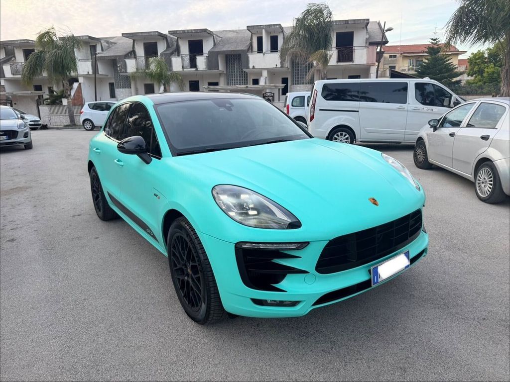 Image of Porsche Macan